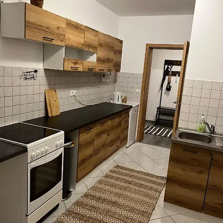 Apartamento Myhome Einsiedel An Der Zwoenitz 2 *